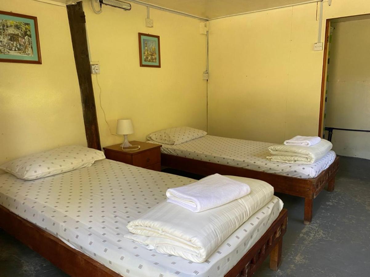 Mile 36 Lodge Kundasang Ngoại thất bức ảnh