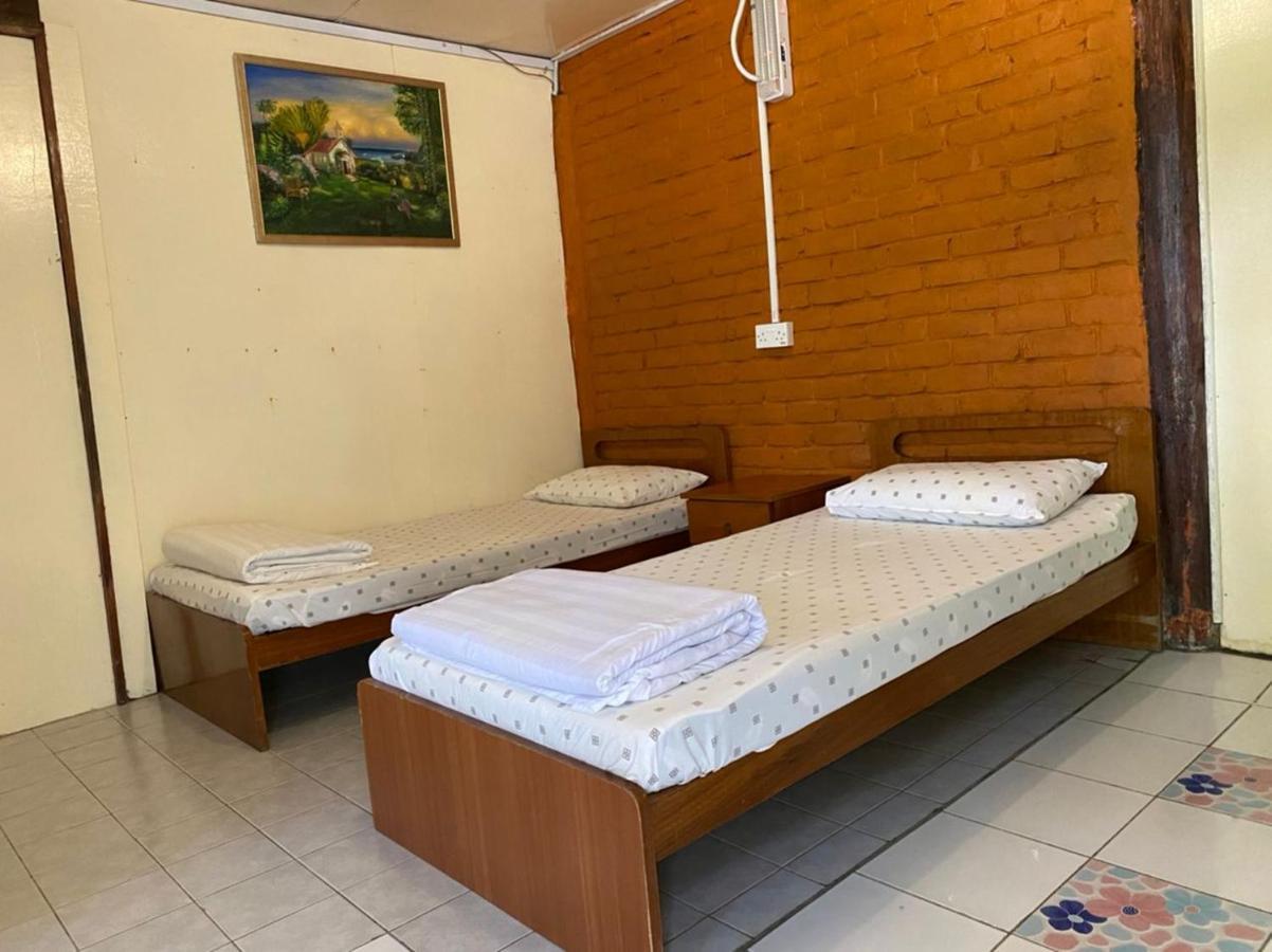 Mile 36 Lodge Kundasang Ngoại thất bức ảnh