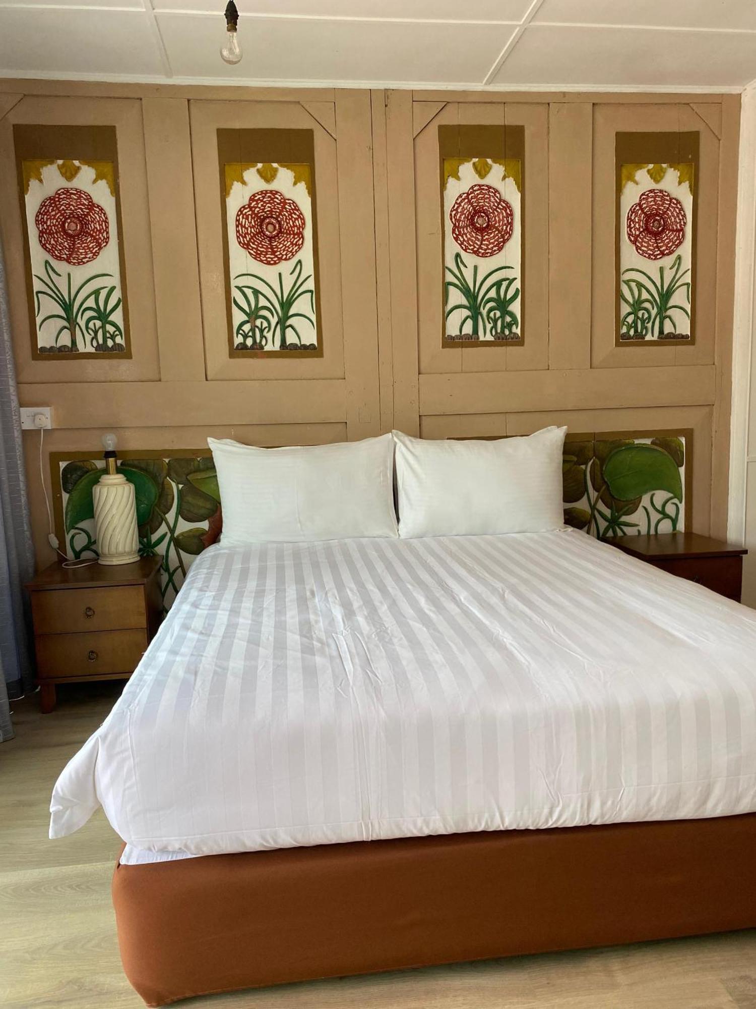 Mile 36 Lodge Kundasang Ngoại thất bức ảnh