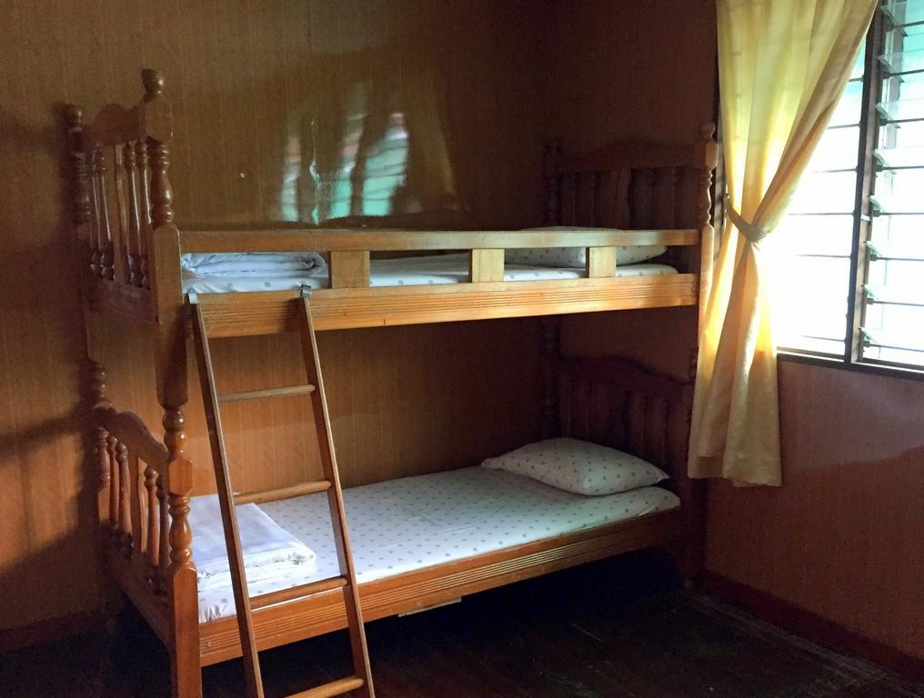 Mile 36 Lodge Kundasang Ngoại thất bức ảnh
