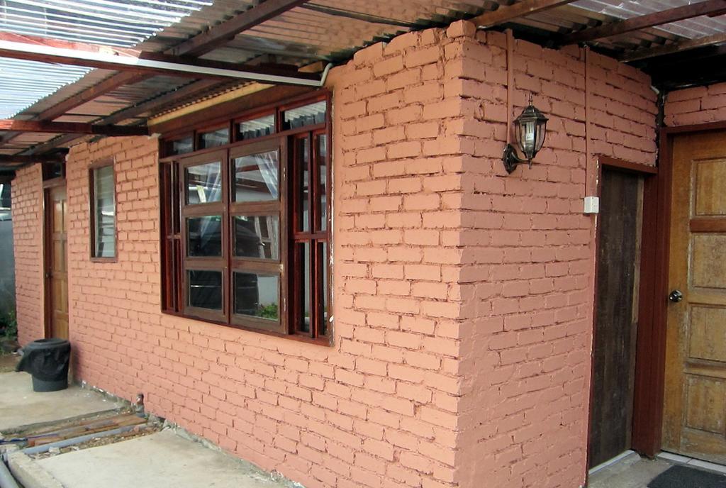 Mile 36 Lodge Kundasang Ngoại thất bức ảnh
