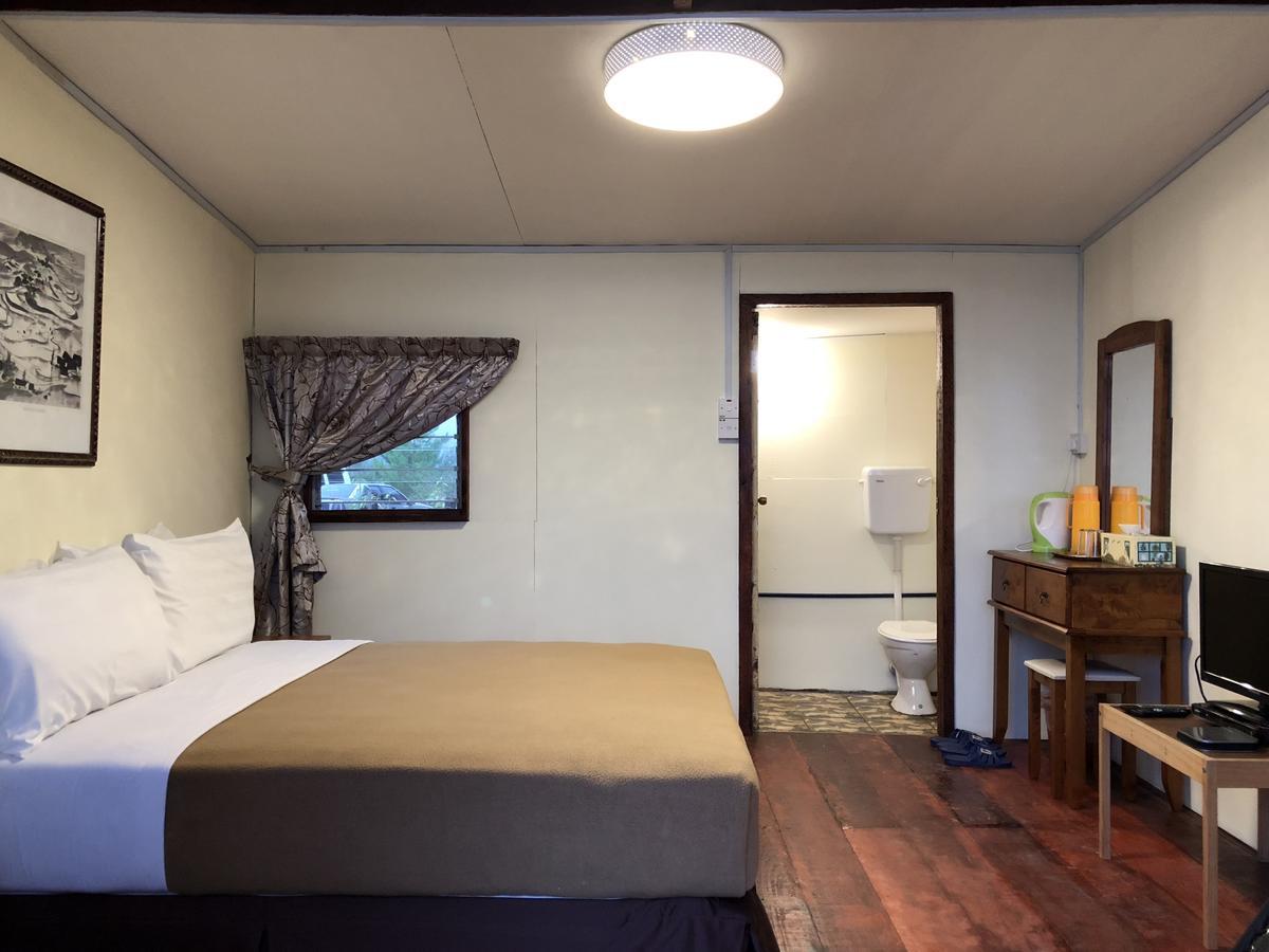 Mile 36 Lodge Kundasang Ngoại thất bức ảnh